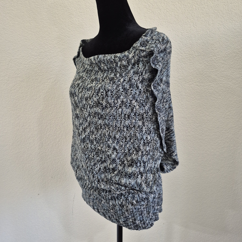 Chic Off-the-Shoulder Gray & Blue Sweater